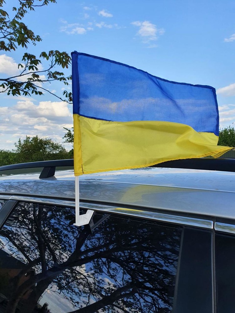 Прапор України 30*20 жовто-блакитний для авто